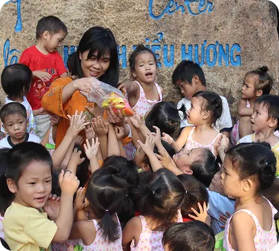 Me Huong & Cac Em (419)